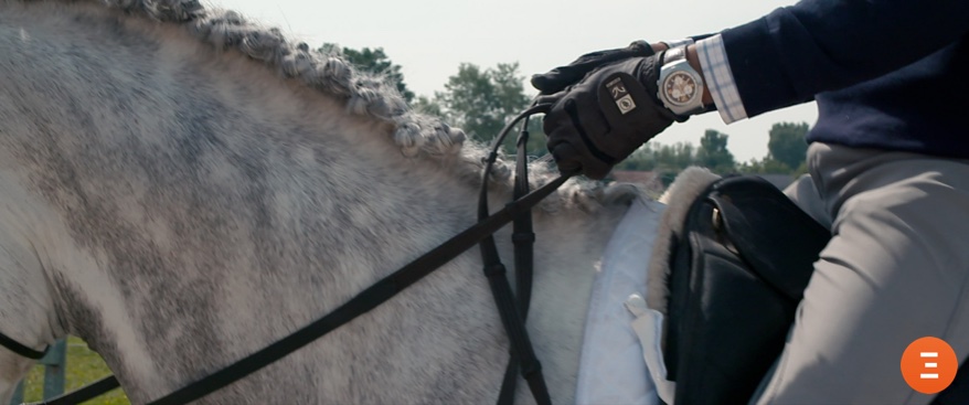 comment avoir une main plus douce à cheval